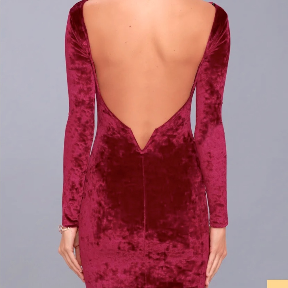 Burgundy Velvet Long Sleeve Backless Bodycon Dress